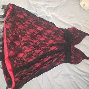 Elegant Black and Red Lace Halter Dress